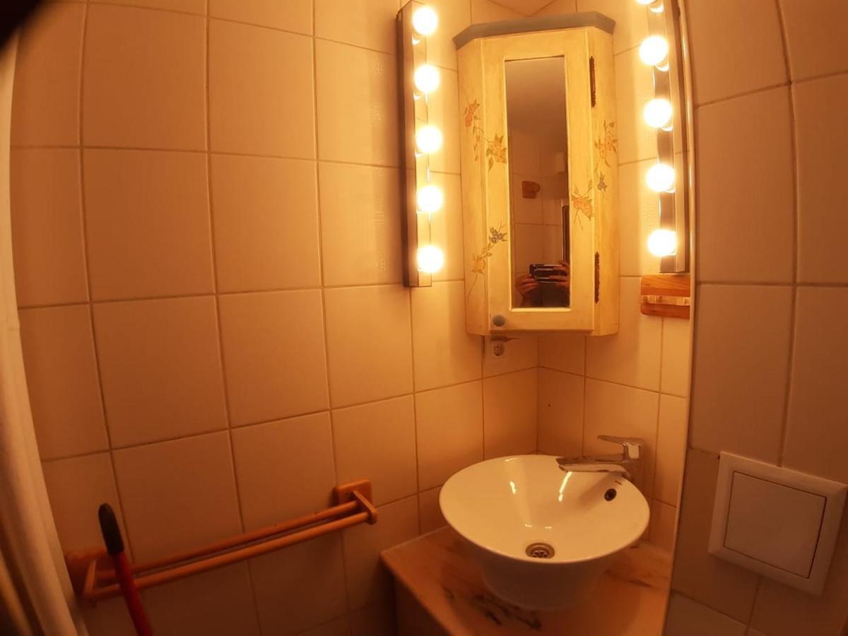 Ferienwohnung Luxury Piata Romana Center Bukarest Exterior foto